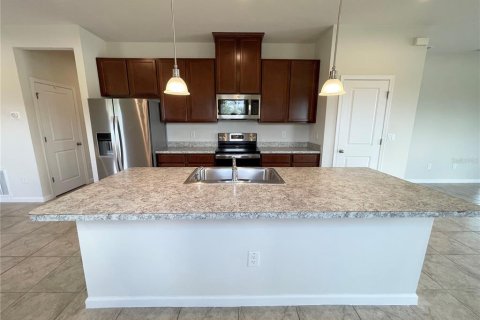 Casa en alquiler en Land O' Lakes, Florida, 3 dormitorios, 139.35 m2 № 2150134 - foto 5