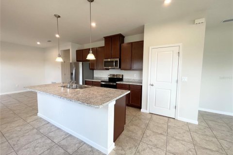 Casa en alquiler en Land O' Lakes, Florida, 3 dormitorios, 139.35 m2 № 2150134 - foto 6