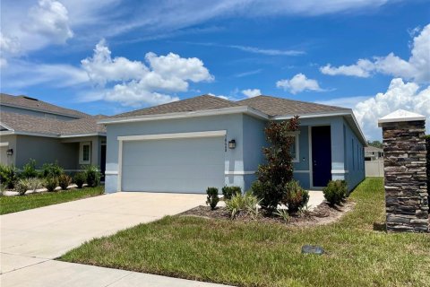 Casa en alquiler en Land O' Lakes, Florida, 3 dormitorios, 139.35 m2 № 2150134 - foto 2