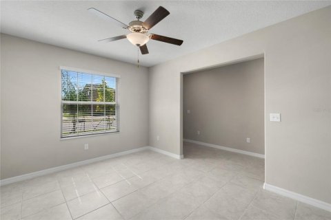 House in Sun City Center, Florida 6 bedrooms, 290.78 sq.m. № 1912505 - photo 2