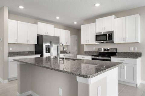 House in Sun City Center, Florida 6 bedrooms, 290.78 sq.m. № 1912505 - photo 6