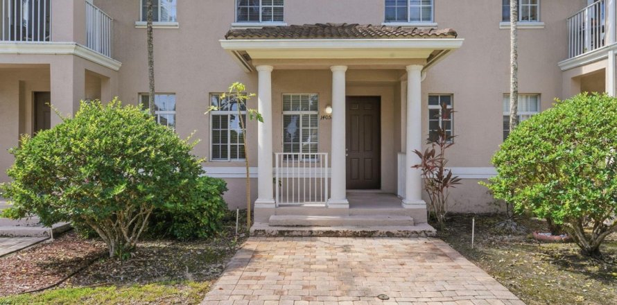 Adosado en Homestead, Florida 3 dormitorios, 171.87 m2 № 2374225