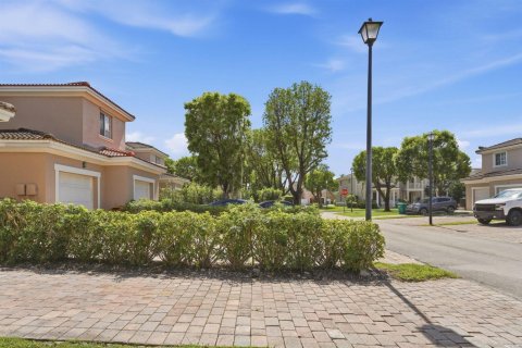 Adosado en venta en Homestead, Florida, 3 dormitorios, 171.87 m2 № 2374225 - foto 28