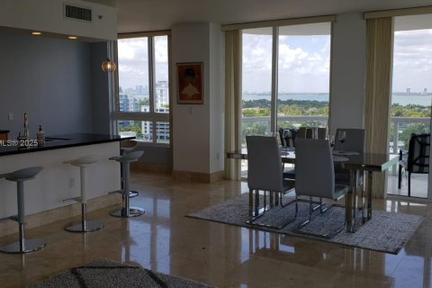 Condominio en venta en Miami Beach, Florida, 2 dormitorios, 122.82 m2 № 1862586 - foto 6
