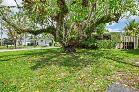 House in Fort Lauderdale, Florida 2 bedrooms, 86.96 sq.m. № 2177848 - photo 8