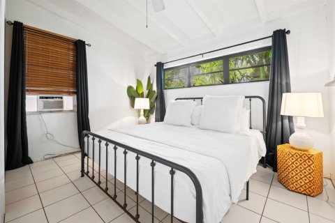 House in Fort Lauderdale, Florida 2 bedrooms, 86.96 sq.m. № 2177848 - photo 22