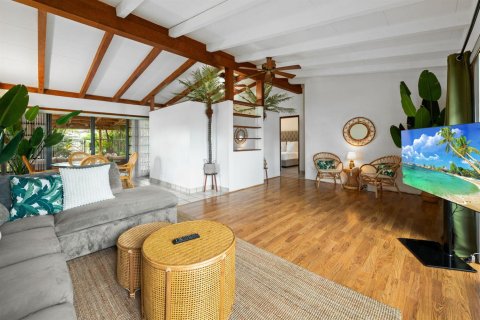 House in Fort Lauderdale, Florida 2 bedrooms, 86.96 sq.m. № 2177848 - photo 14