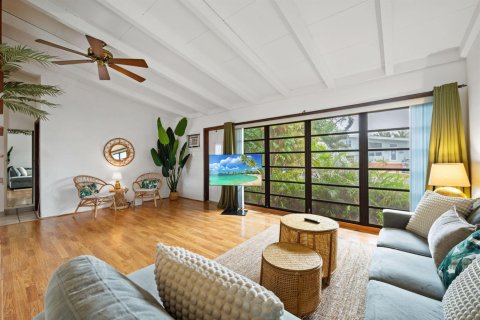 House in Fort Lauderdale, Florida 2 bedrooms, 86.96 sq.m. № 2177848 - photo 11