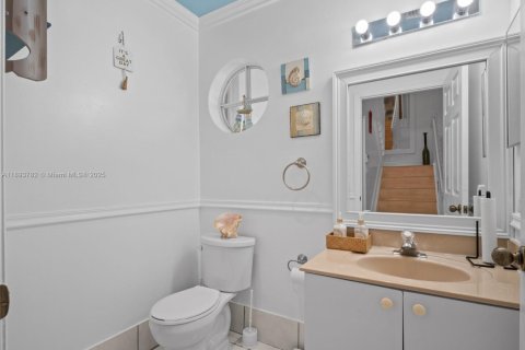 Touwnhouse à vendre à Miami, Floride: 3 chambres, 152.73 m2 № 1945612 - photo 30