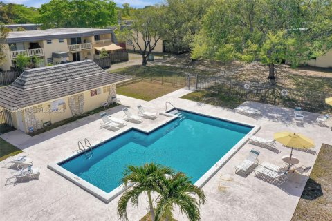 Купить виллу или дом в Майами, Флорида 2 спальни, 125.05м2, № 2043372 - фото 27