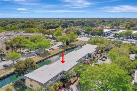 Купить виллу или дом в Майами, Флорида 2 спальни, 125.05м2, № 2043372 - фото 25