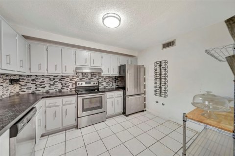 Купить виллу или дом в Майами, Флорида 2 спальни, 125.05м2, № 2043372 - фото 5