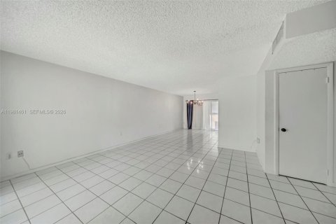 Купить виллу или дом в Майами, Флорида 2 спальни, 125.05м2, № 2043372 - фото 2