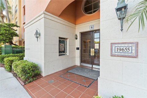 Снять в аренду кондоминиум в Авентура, Флорида 3 спальни, 123.56м2, № 1945339 - фото 24