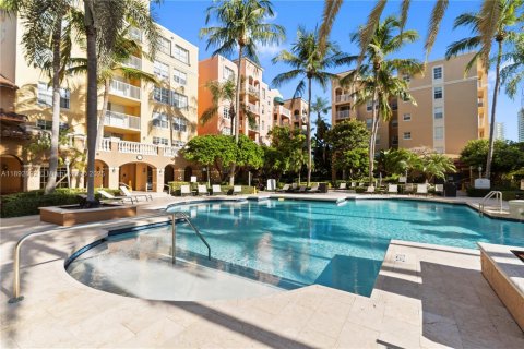 Снять в аренду кондоминиум в Авентура, Флорида 3 спальни, 123.56м2, № 1945339 - фото 1