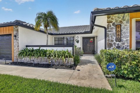 Casa en venta en Plantation, Florida, 4 dormitorios, 212.93 m2 № 2248345 - foto 4