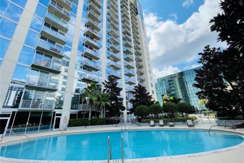 Condo in Orlando, Florida, 1 bedroom  № 1904158 - photo 27