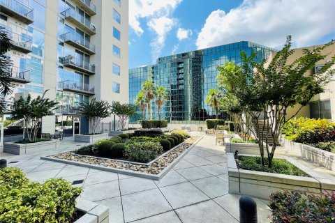 Condo in Orlando, Florida, 1 bedroom  № 1904158 - photo 28