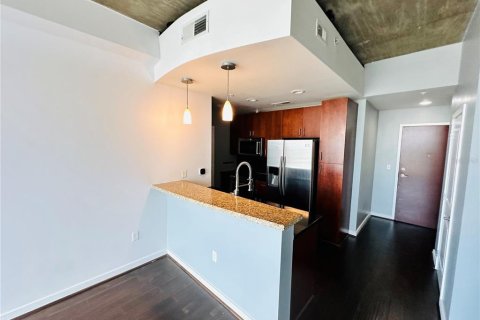 Condo in Orlando, Florida, 1 bedroom  № 1904158 - photo 11