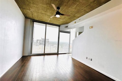 Condo in Orlando, Florida, 1 bedroom  № 1904158 - photo 5