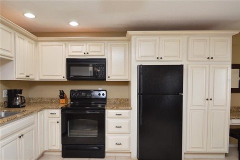 Copropriété à louer à Saint Petersburg, Floride: 1 chambre, 76.64 m2 № 1808703 - photo 7