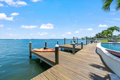 Villa ou maison à vendre à Cocoa Beach, Floride: 4 chambres, 201.32 m2 № 1883095 - photo 30
