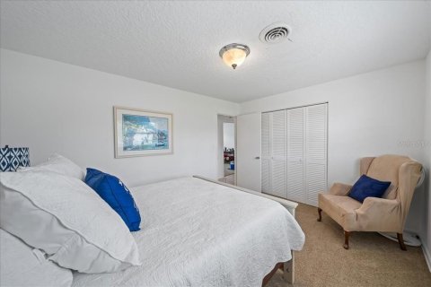 Villa ou maison à vendre à Cocoa Beach, Floride: 4 chambres, 201.32 m2 № 1883095 - photo 20