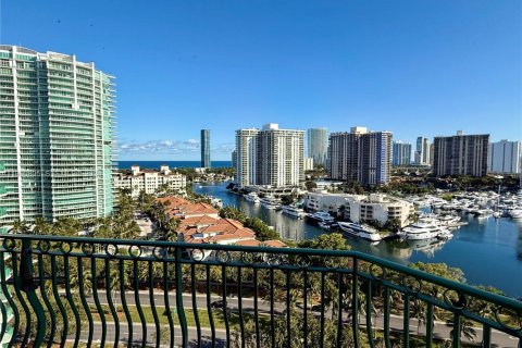 Condo à Aventura, Floride, 3 chambres  № 2080760