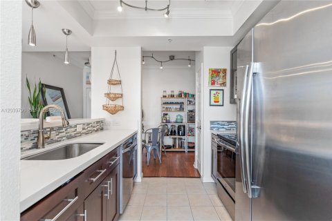 Condo in Fort Lauderdale, Florida, 2 bedrooms  № 2086399 - photo 11