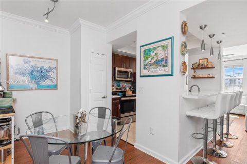 Condo in Fort Lauderdale, Florida, 2 bedrooms  № 2086399 - photo 5