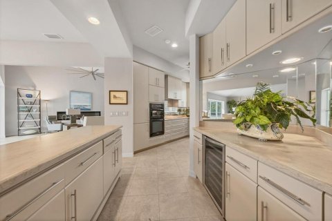 Купить виллу или дом в Сарасота, Флорида 10 комнат, 340.86м2, № 1898926 - фото 29