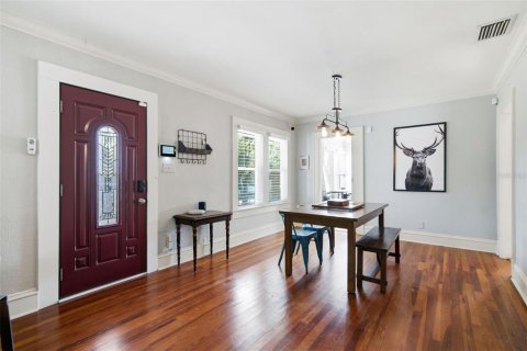 House in Tampa, Florida 3 bedrooms, 117.06 sq.m. № 2236311 - photo 13