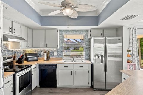Villa ou maison à vendre à Cape Coral, Floride: 3 chambres, 131.92 m2 № 2389414 - photo 16