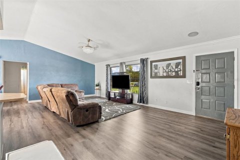 Villa ou maison à vendre à Cape Coral, Floride: 3 chambres, 131.92 m2 № 2389414 - photo 12