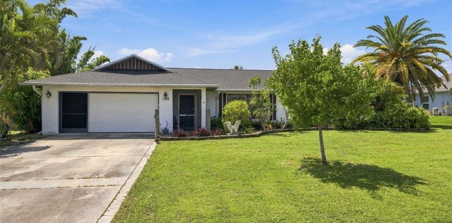 Villa ou maison à Cape Coral, Floride 3 chambres, 131.92 m2 № 2389414