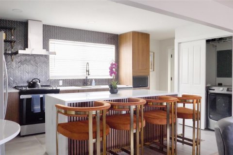 Dúplex en venta en Daytona Beach, Florida, 3 dormitorios, 170.01 m2 № 2329821 - foto 23