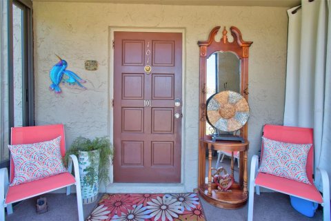 Condo in Safety Harbor, Florida, 1 bedroom № 2156724 - photo 6