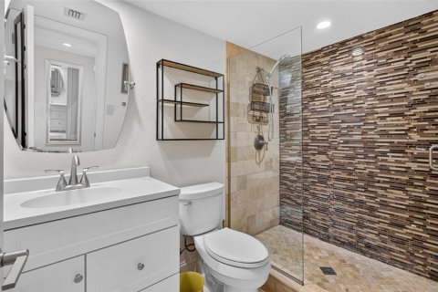 Condo in Safety Harbor, Florida, 1 bedroom № 2156724 - photo 26