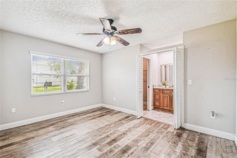 House in Spring Hill, Florida 2 bedrooms, 104.79 sq.m. № 1869009 - photo 21