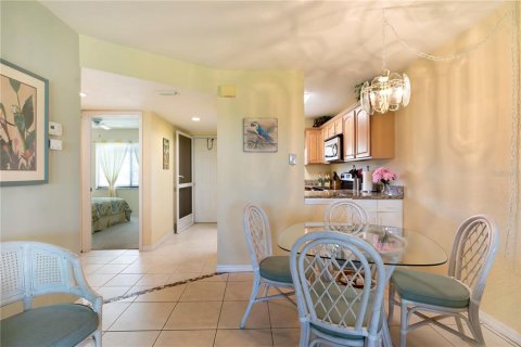 Copropriété à vendre à Punta Gorda, Floride: 2 chambres, 76.74 m2 № 2101372 - photo 18