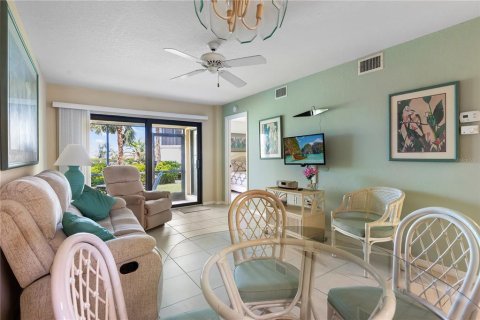 Copropriété à vendre à Punta Gorda, Floride: 2 chambres, 76.74 m2 № 2101372 - photo 16