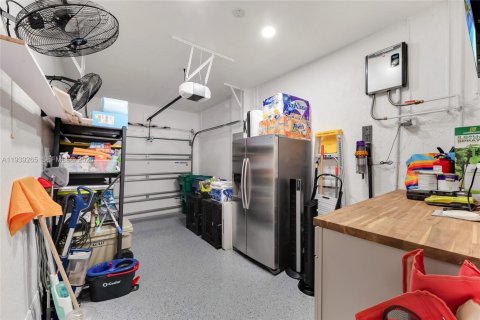 Touwnhouse à vendre à Miami, Floride: 3 chambres, 138.52 m2 № 1996962 - photo 17