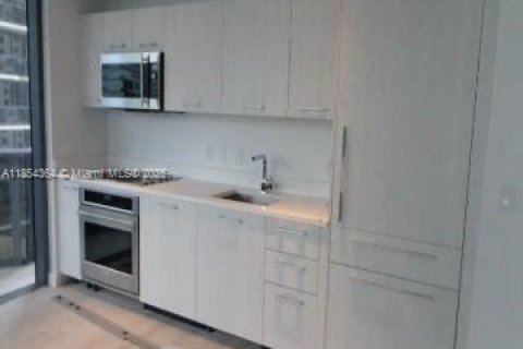 Copropriété à louer à Miami, Floride: 2 chambres, 86.03 m2 № 1872067 - photo 4