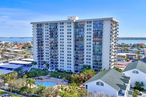 Copropriété à vendre à Clearwater, Floride: 2 chambres, 129.13 m2 № 1723513 - photo 1
