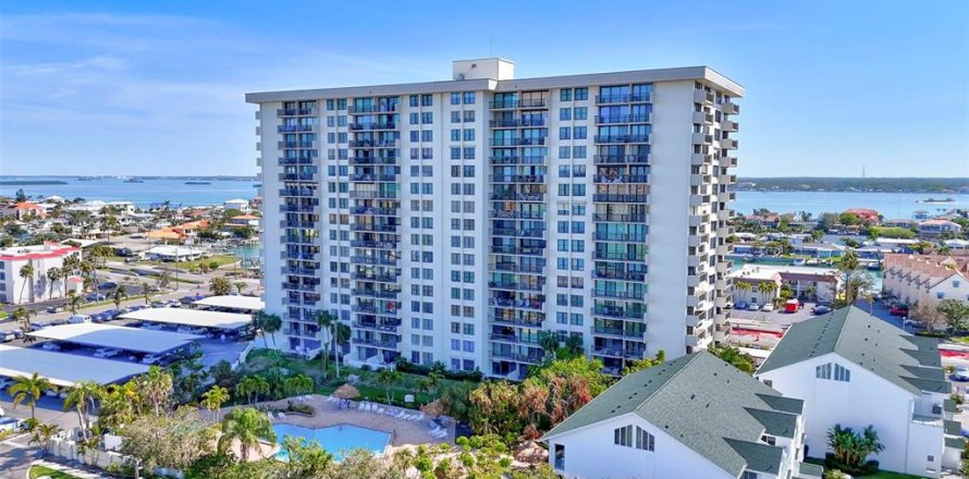 Condo à Clearwater, Floride, 2 chambres  № 1723513