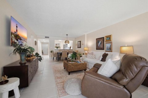 Copropriété à vendre à Tamarac, Floride: 3 chambres, 139.35 m2 № 2384926 - photo 8
