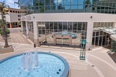 Commercial property in Fort Lauderdale, Florida № 2186985 - photo 20