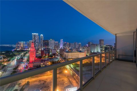 Copropriété à vendre à Miami, Floride: 1 chambre, 87.61 m2 № 1688899 - photo 5