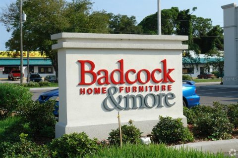 Commercial property in Edgewater, Florida 1254.18 sq.m. № 2222433 - photo 2