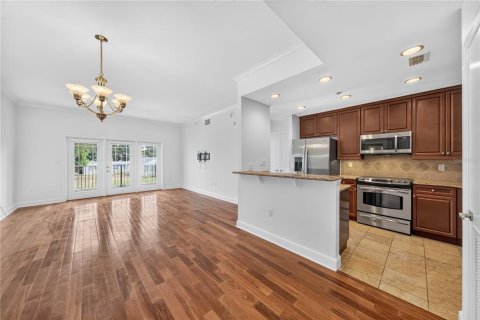 Condominio en venta en Orlando, Florida, 2 dormitorios, 104.89 m2 № 2197713 - foto 3